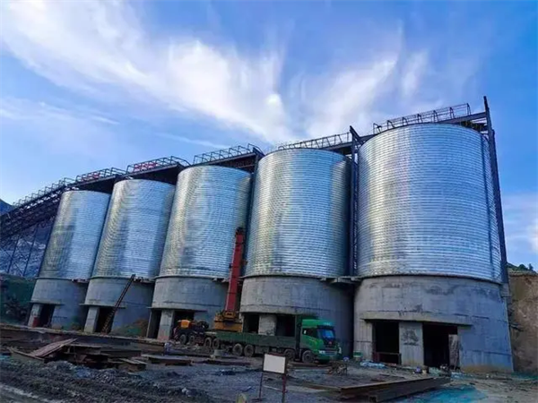 铜梁螺旋咬口钢板仓施工现场